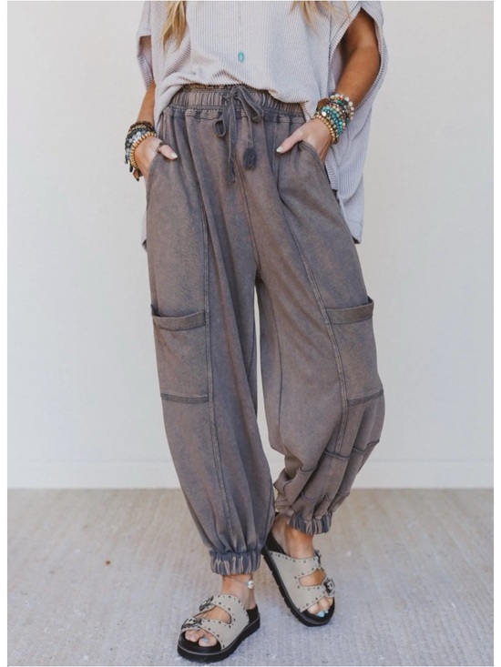Oli & Hali Pants - Oli & Hali Mineral Wash True To You Jogger Pants, M